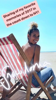 Leona Lewis feet photo thumbnail