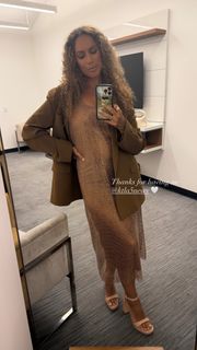 Leona Lewis feet photo thumbnail