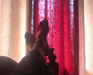 Leona Lishoy feet photo 15