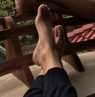 Leona Lishoy feet photo 6