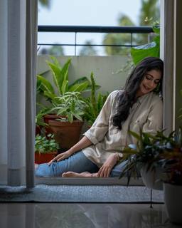 Leona Lishoy feet photo 16
