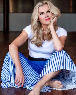 Leona Machálková feet photo 12