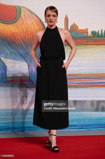 Leonie Benesch feet photo 11