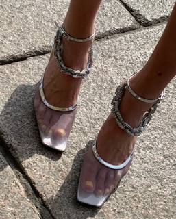 Leonie Hanne feet photo 18