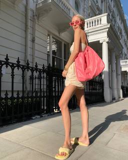 Leonie Hanne feet photo 5