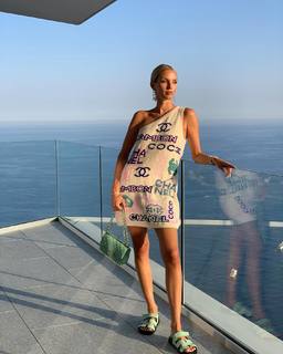 Leonie Hanne feet photo 5