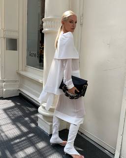 Leonie Hanne feet photo 17
