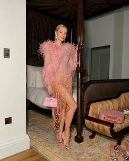Leonie Hanne feet photo 11