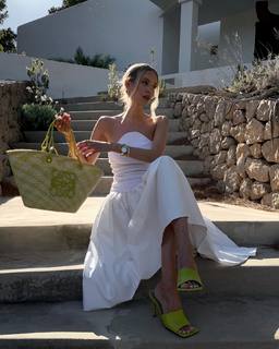 Leonie Hanne feet photo 19
