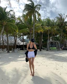 Leonie Hanne feet photo 5