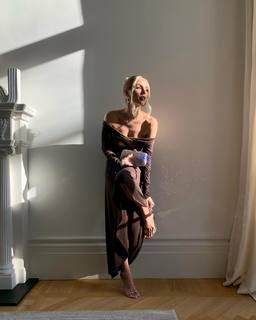 Leonie Hanne feet photo 2