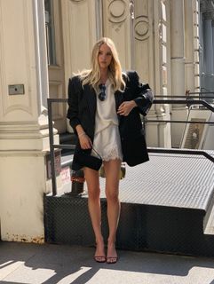Leonie Hanne feet photo 6
