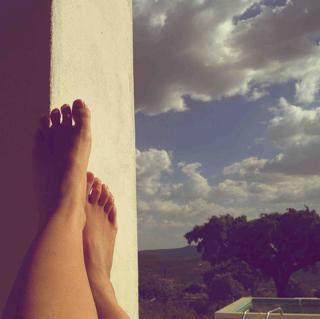 Leonor Poeiras feet photo 1