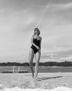 Leonor Poeiras feet photo 12