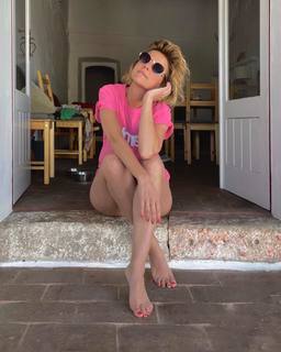 Leonor Poeiras feet photo 1
