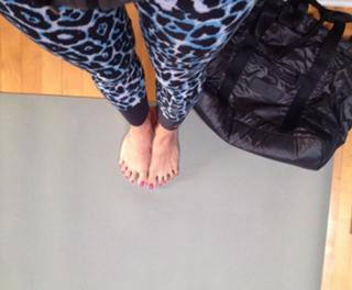 Leonor Varela feet photo thumbnail