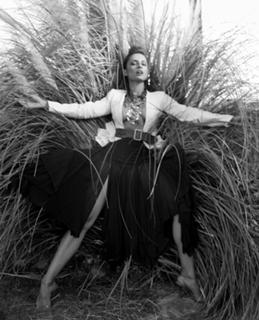 Leonor Varela feet photo thumbnail