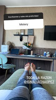 Leonor Varela feet photo thumbnail