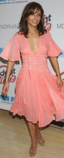 Leonor Varela feet photo thumbnail