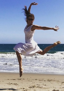 Leonor Varela feet photo thumbnail