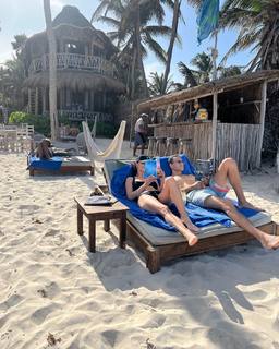 Leonor Varela feet photo thumbnail