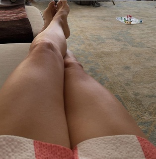 Leonor Varela feet photo thumbnail