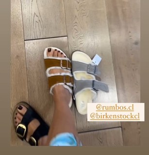 Leonor Varela feet photo thumbnail