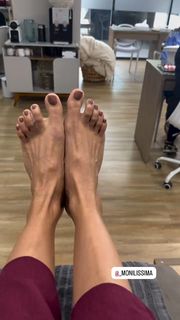 Leonor Varela feet photo thumbnail