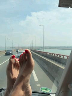 Leonor Varela feet photo 7