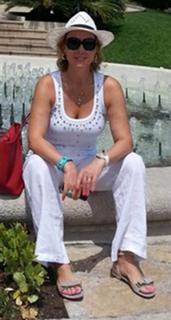 Lepa Brena feet photo 1