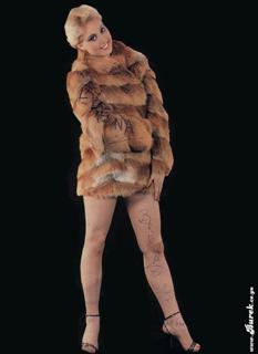 Lepa Brena feet photo 7