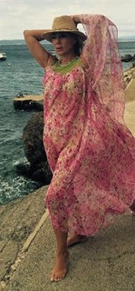 Lepa Brena feet photo 15