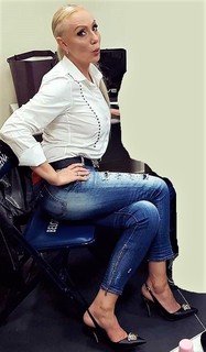 Lepa Brena feet photo 17