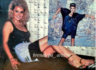 Lepa Brena feet photo 18