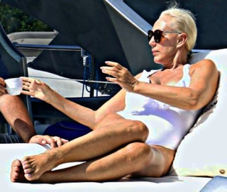 Lepa Brena feet photo 18