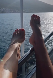 Lepa Brena feet photo 17