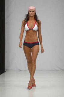 Leryn Franco feet photo 2
