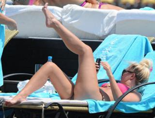 Lerzan Mutlu feet photo 19