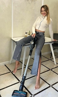 Lesia Nikituk feet photo 13