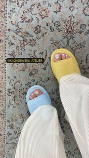 Lesia Nikituk feet photo 5
