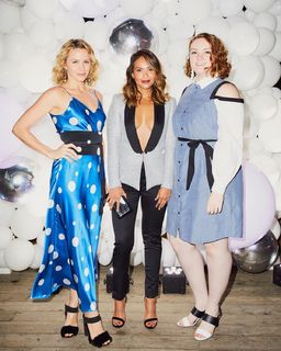 Lesley-Ann Brandt feet photo thumbnail