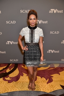 Lesley-Ann Brandt feet photo thumbnail