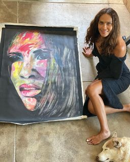 Lesley-Ann Brandt feet photo thumbnail