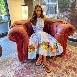 Lesley-Ann Brandt feet photo thumbnail