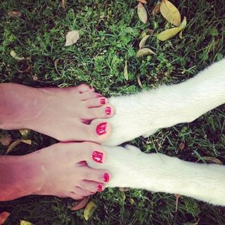 Lesley-Ann Brandt feet photo thumbnail