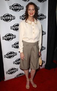 Lesley Ann Warren feet photo 9