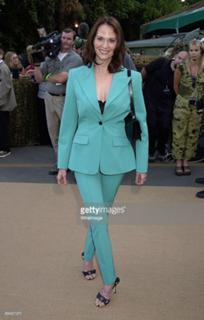 Lesley Ann Warren feet photo 17