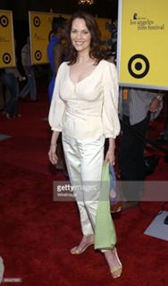 Lesley Ann Warren feet photo 8