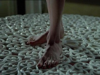 Lesley Ann Warren feet photo 5
