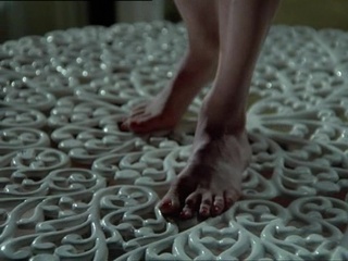 Lesley Ann Warren feet photo 3